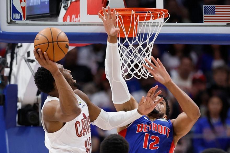 Οι Καβαλίερς διέλυσαν τους Πίστονς στο Game 7 και έκλεισαν θέση για τελικούς Ανατολής