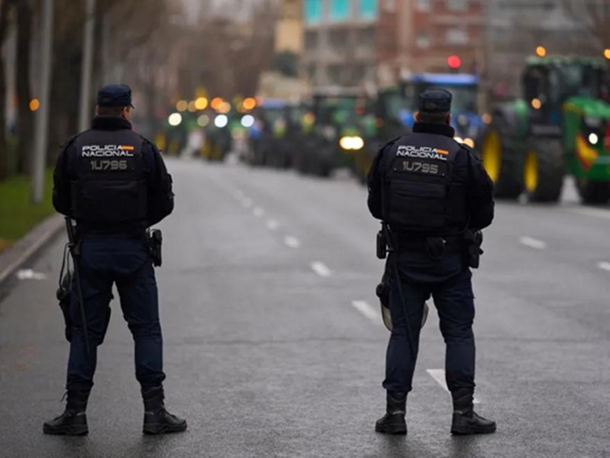 Τουλάχιστον 2 νεκροί και 4 τραυματίες σε ένοπλη επίθεση στη νότια Ισπανία