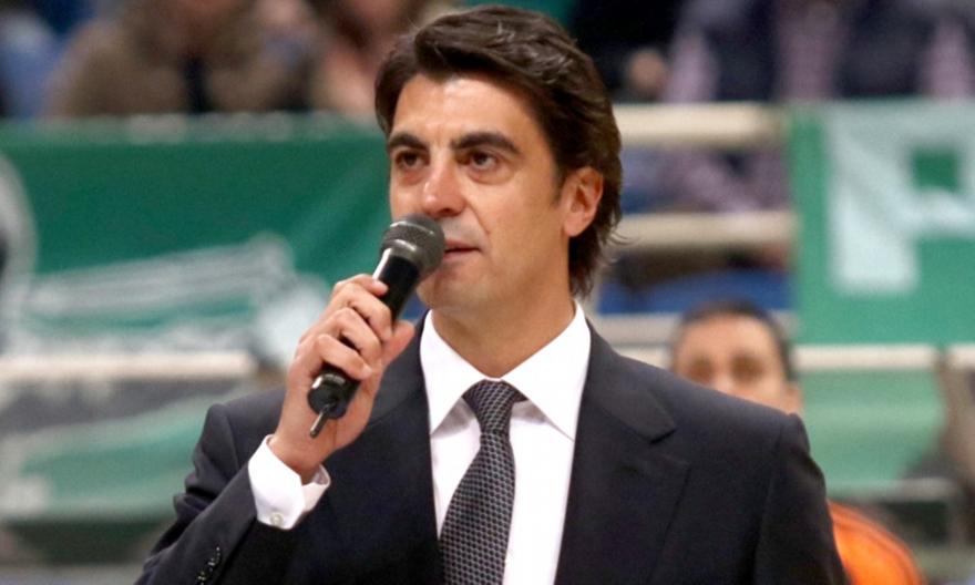 Έντονος ο Κουτλουάι προς Χέιζ-Ντέιβις: «Κερδίζεις 5 εκατ. από το παιδικό παιχνίδι - Σκύψε το κεφάλι και ζήτα συγγνώμη»