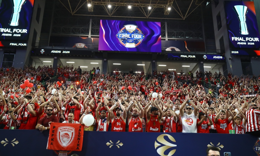 Final 4: Σχεδόν 14.000 οπαδοί του Ολυμπιακού στο Telekom Center