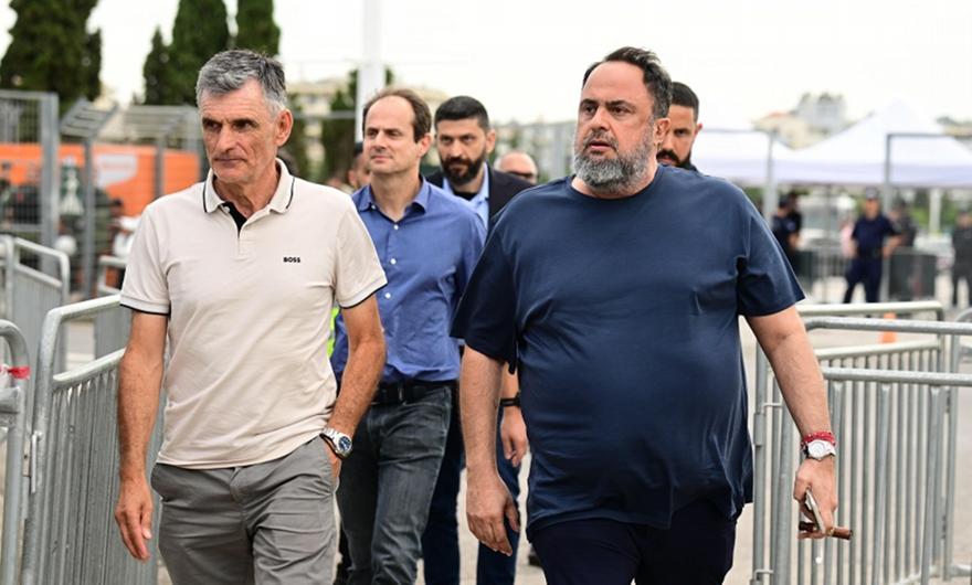 Και ο ποδοσφαιρικός Ολυμπιακός στο Telekom Center: Μαρινάκης και Μεντιλίμπαρ στο Final 4!