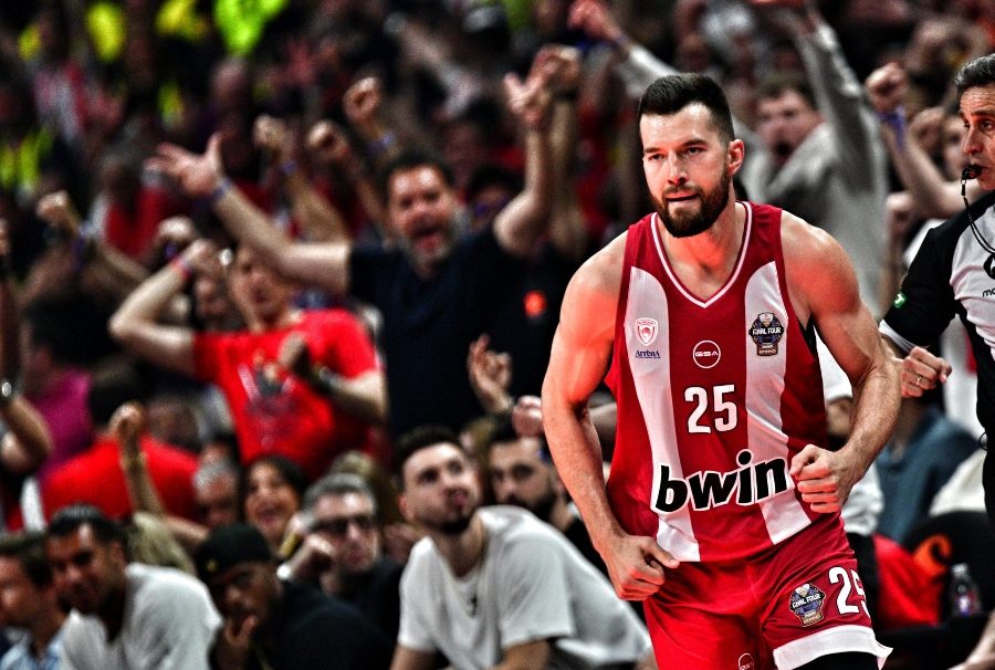 Ολυμπιακός-Φενέρμπαχτσε 79-61: Αγριεμένος για το 4ο, έφυγε για τελικό!