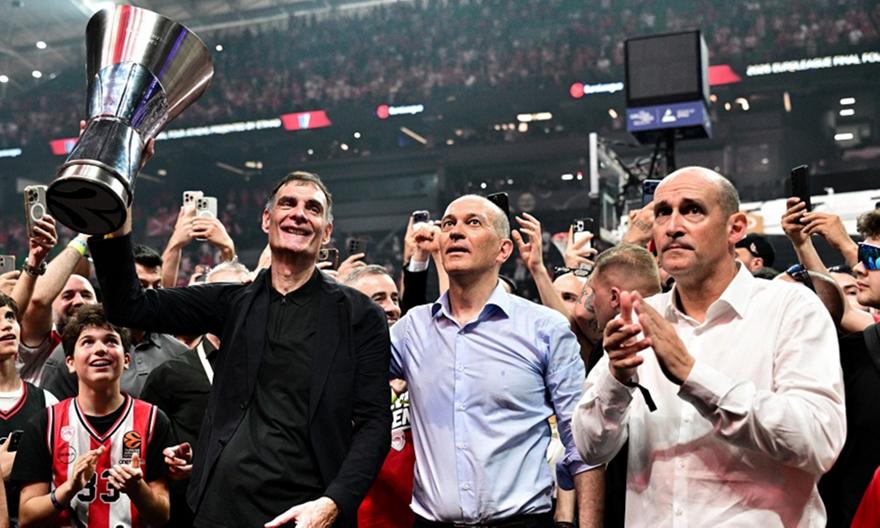 Ζέρβας: «Δικαίωση για Μπαρτζώκα, αδερφούς Αγγελόπουλους-Τι ισχύει με Μοντέρο, ΜακΙντάιρ και Πίτερς στον Ολυμπιακό»