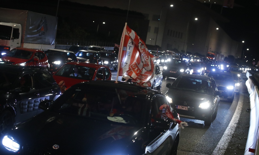 Ολυμπιακός: Μπλόκαρε όλος ο Πειραιάς για το 4ο ευρωπαϊκό των «ερυθρόλευκων»