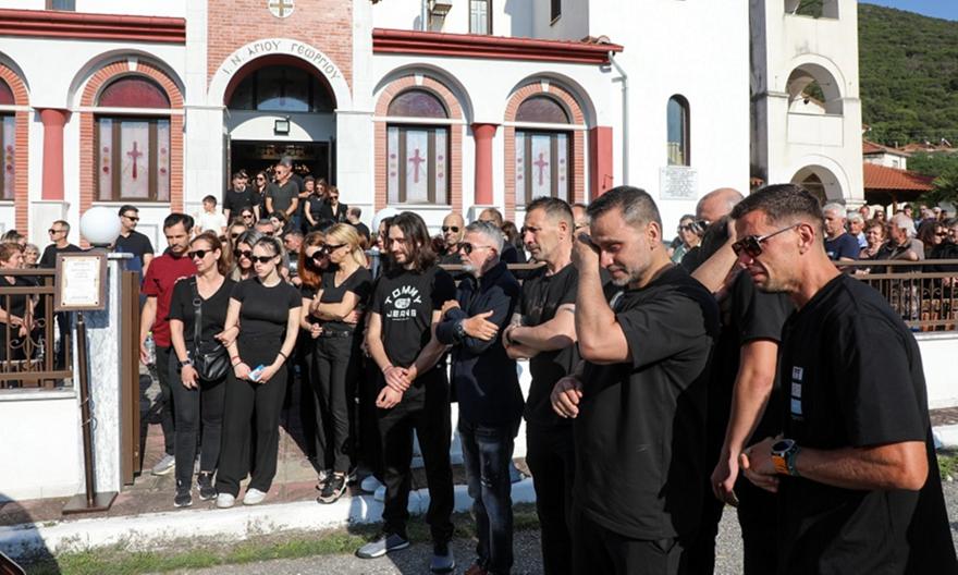 Το τελευταίο «αντίο» στον Παρασκευά Άντζα