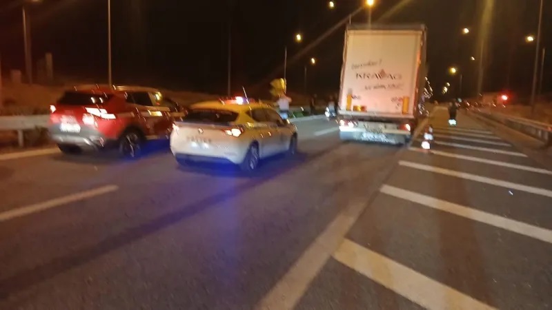 Τραγωδία στην Ιόνια Οδό: Ένας νεκρός μετά από σύγκρουση νταλίκας με ΙΧ