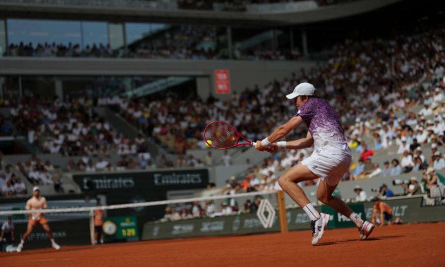 Ο Φονσέκα πέταξε εκτός Roland Garros τον Τζόκοβιτς με επική ανατροπή