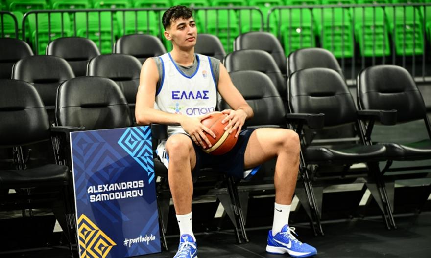 Συμπαίκτης με Αβδάλα: Δεσμεύτηκε στο ιστορικό North Carolina ο Σαμοντούροφ!