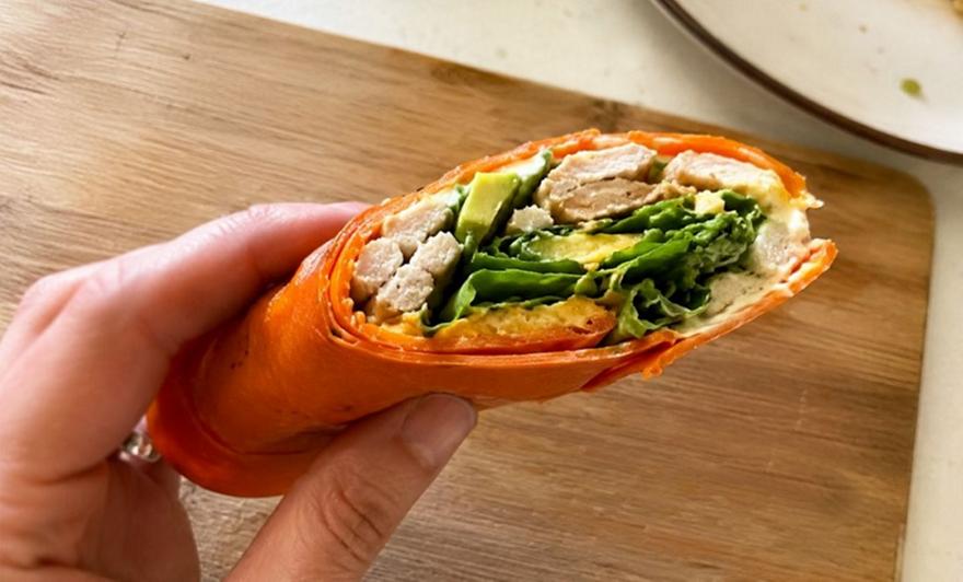 Carrot wraps: Το healthy trend του TikTok που αντικαθιστά την τορτίγια με καρότο