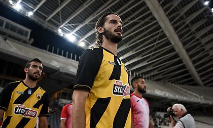 Παλαίμαχοι ΑΕΚ για Οικονόμου: «Εξαιρετικός άνθρωπος, τίμησε τα χρώματά μας, δεν θα τον ξεχάσουμε ποτέ»