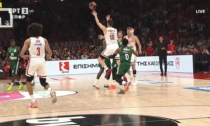 Αδιανόητο buzzer beater του Παπανικολάου με ταμπλό από το κέντρο!