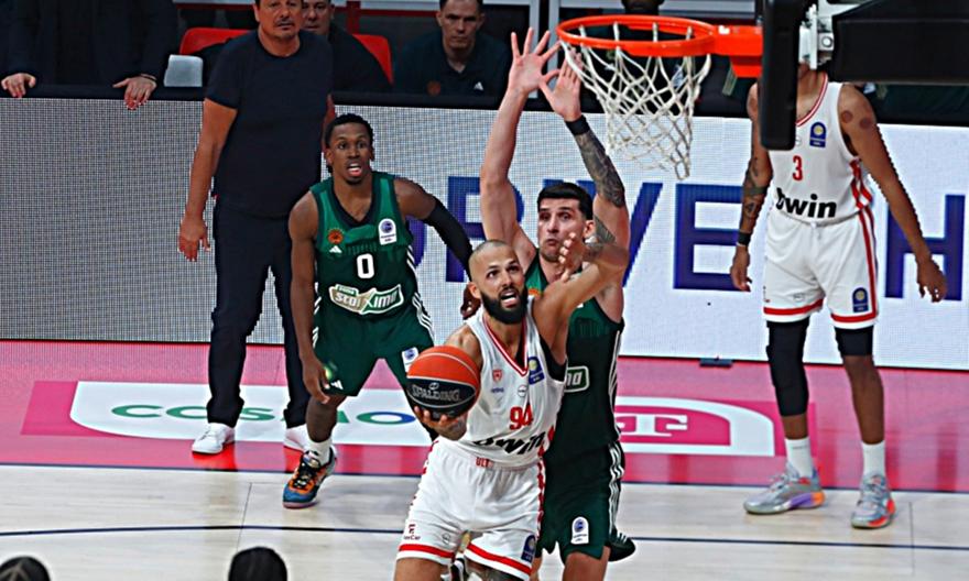 Ο Ολυμπιακός κράτησε το πλεονέκτημα, ο Παναθηναϊκός ίσως βρήκε τη σπίθα που έψαχνε