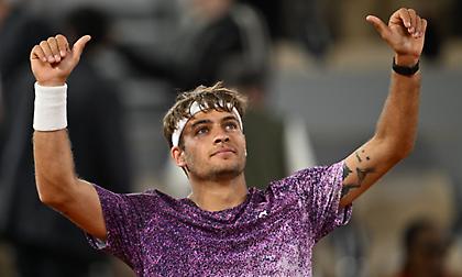 Στον τελικό του Roland Garros ο Κομπόλι: Αποσύρθηκε λόγω βαριάς ίωσης ο Αρνάλντι
