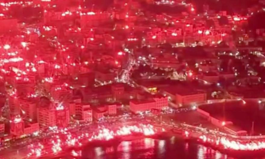 Εντυπωσιακό pyro show στο Αλγέρι που σκέπασε τον ουρανό της πόλης