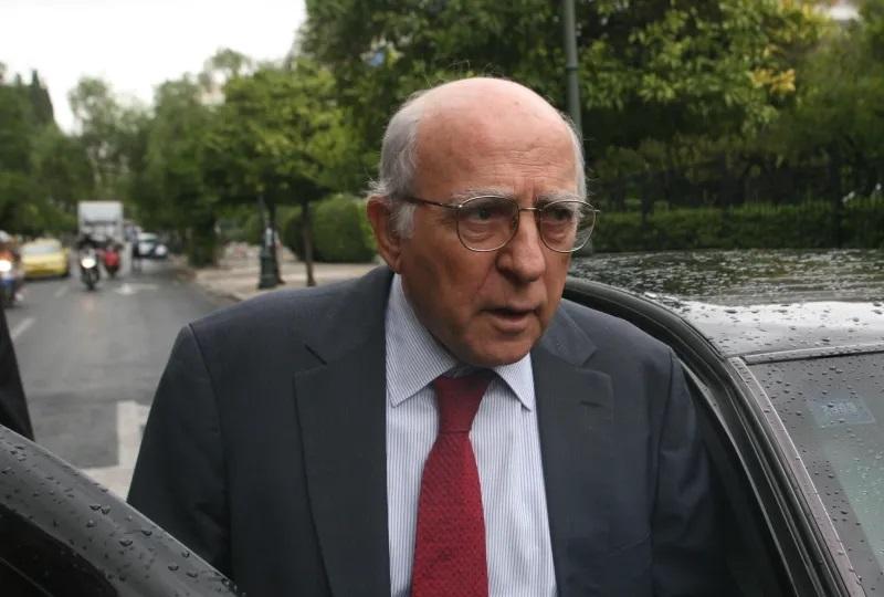 Πέθανε ο πρώην υπουργός Γιώργος Σουφλιάς