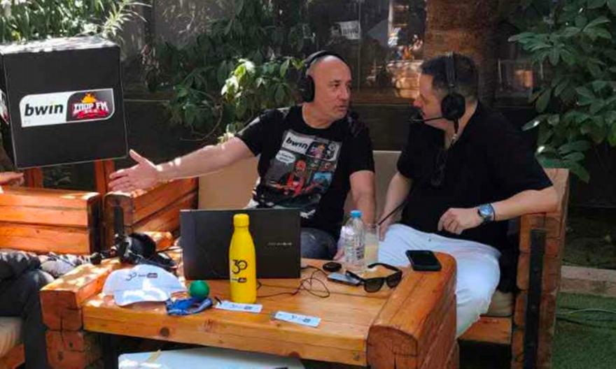 «Τα συναισθήματα πάντα νικούν και τα καλύτερα έρχονται»: Ο Βάιος Τσούτσικας για τη μεγάλη γιορτή του bwinΣΠΟΡ FM 94,6