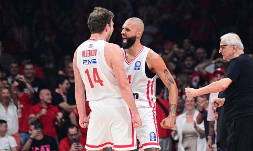 Αφεντικό των τελικών ο Ολυμπιακός, κράτησε απόρθητο το ΣΕΦ με εκτελεστή Φουρνιέ!