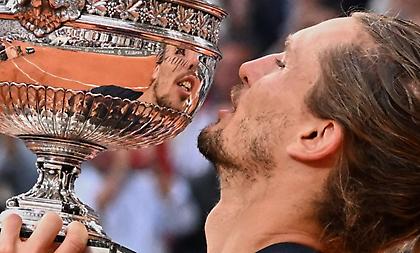 Η κορυφή του Σβέρεφ δεν είναι το Roland Garros, αλλά ο τρόπος που δεν άφησε τον σακχαρώδη διαβήτη να τον σταματήσει!