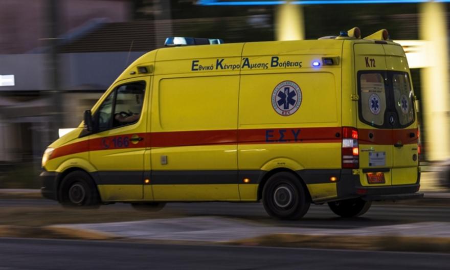 Νεαρή έπεσε από τον έκτο όροφο στο Μοναστηράκι