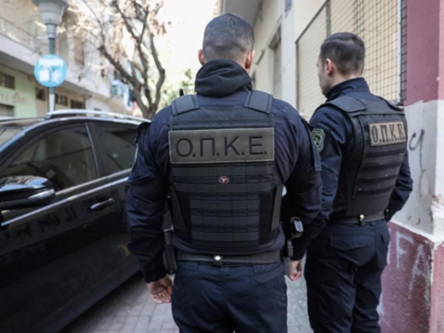 Αστυνομική επιχείρηση στην Αττική για όπλα και ναρκωτικά - 8 συλλήψεις