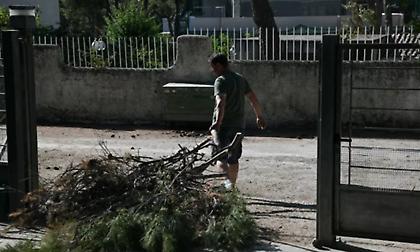 Απογοητευτική η εικόνα με τα ακαθάριστα οικόπεδα 5 ημέρες πριν τη λήξη της διορίας