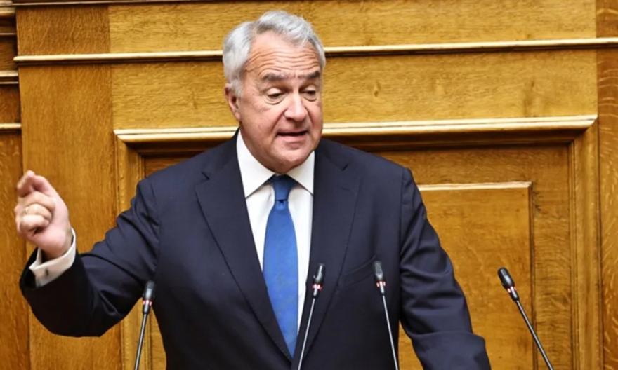 Βορίδης: Κανείς δεν υποστηρίζει να βουλιάζουμε βάρκες μεταναστών - Στόχος οι επιστροφές