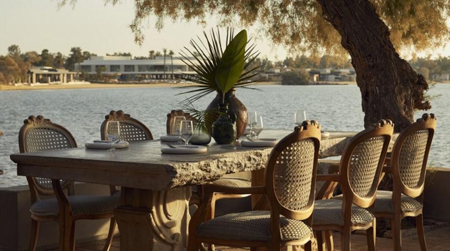 Ark στη Γλυφάδα: Το all day spot δίπλα στη θάλασσα για brunch, φαγητό και κοκτέιλ