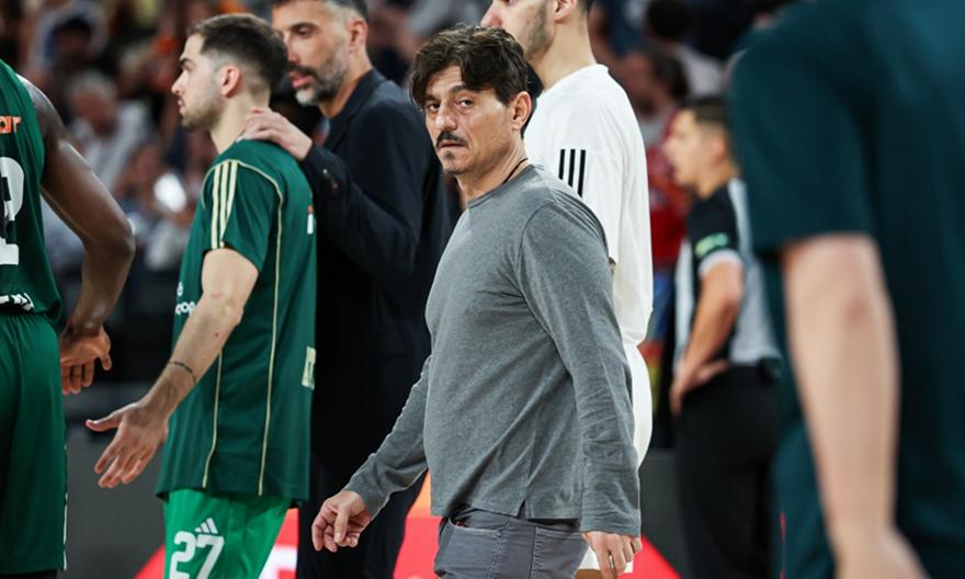 Γιαννακόπουλος: «Καταφέραμε να δουν πλέον ακόμα και οι τυφλοί – Αξίζατε να είστε πρωταθλητές»
