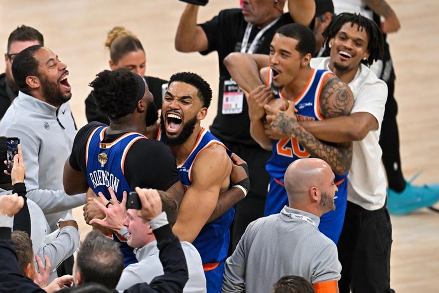Οι Νικς επέστρεψαν στον θρόνο του NBA μετά από 53 χρόνια
