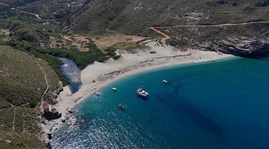Όπου Υπάρχει Ελλάδα: Ταξίδι στις Κυκλάδες με ρεπορτάζ από Μύκονο, Τήνο, Σύρο και Άνδρο