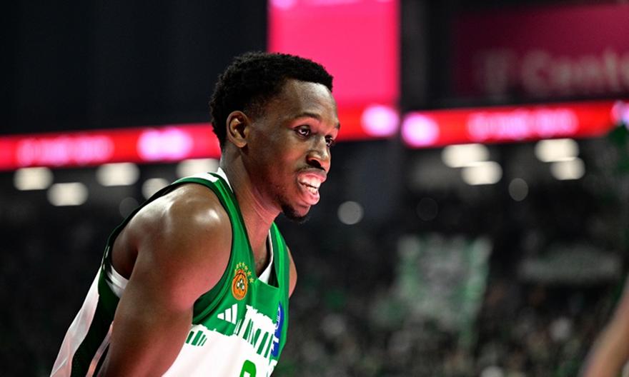 Στο πλευρό της Παρί ο Σορτς για το Game 2 με τη Μονακό