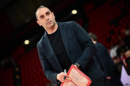 Καλαμπόκης: «Περήφανοι για όσα κατάφερε ο Ολυμπιακός, αλλά τα καλύτερα είναι μπροστά»