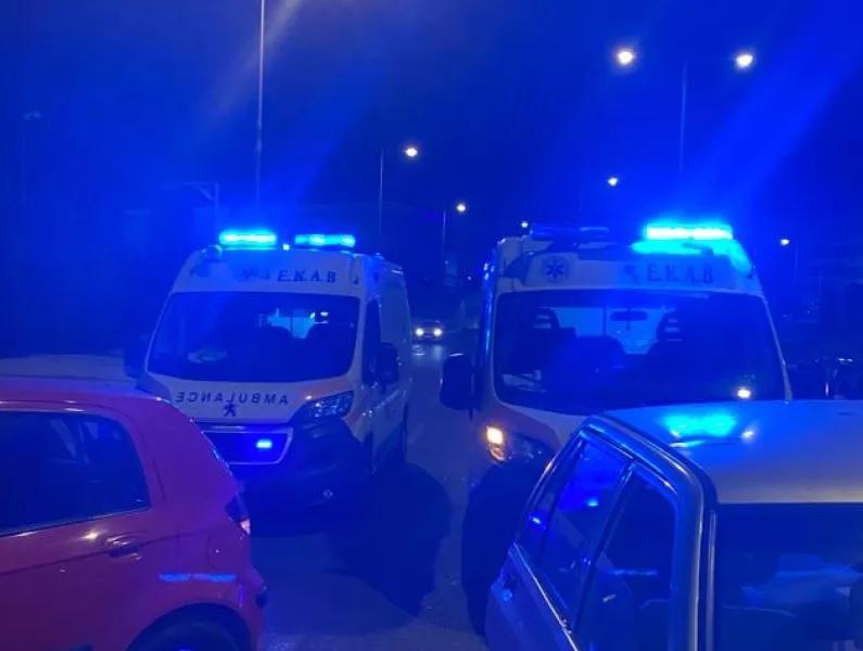Τροχαίο στο Ίλιον: Σοβαρά τραυματίες δύο αναβάτες μηχανής