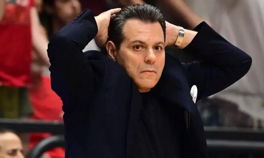 Έξαλλος ο Ιτούδης με ερώτηση δημοσιογράφου, αποχώρησε on air-«Πρέπει να είμαι ηλίθιος»