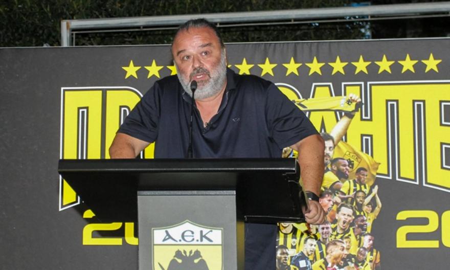 Ηλιόπουλος: Ανακοίνωσε αυτοκινητοδρόμιο στη Χαλανδρίτσα στην περιοδεία του τροπαίου της ΑΕΚ!