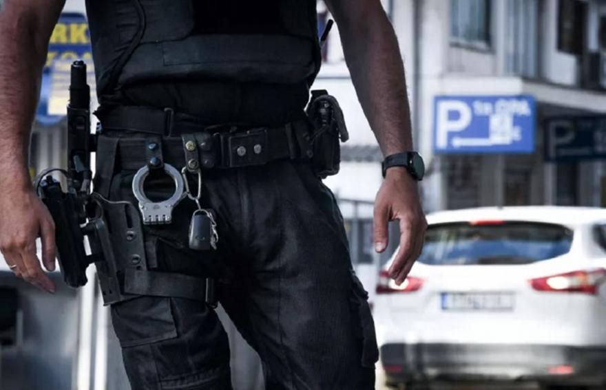Ηράκλειο: Συνελήφθησαν δύο άτομα για καλλιέργεια κάνναβης και παραβάσεις περί όπλων