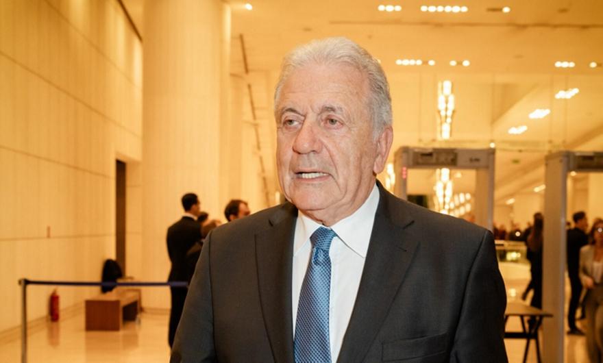 Ευρωπαϊκό ένταλμα σύλληψης για τον Αβραμόπουλο για το Qatargate