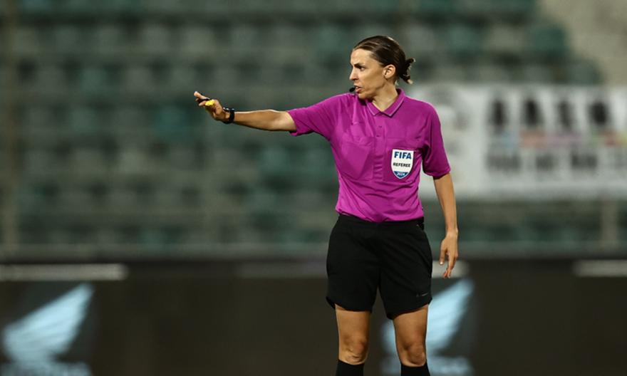 Νέα υπεύθυνη διαιτησίας της UEFA η Στέφανι Φραπάρ