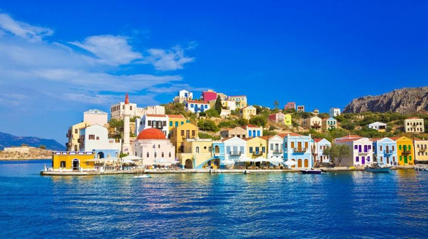 Γιατί το Καστελόριζο είναι από τους πιο ξεχωριστούς καλοκαιρινούς προορισμούς