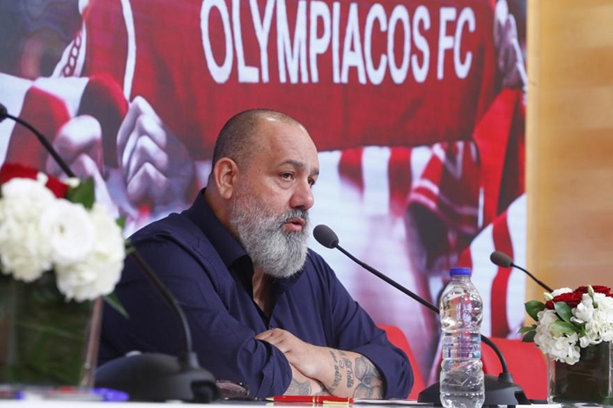 Το συγκινητικό αντίο του Καραπαπά στην Κανέλλα Χρυσονίδου