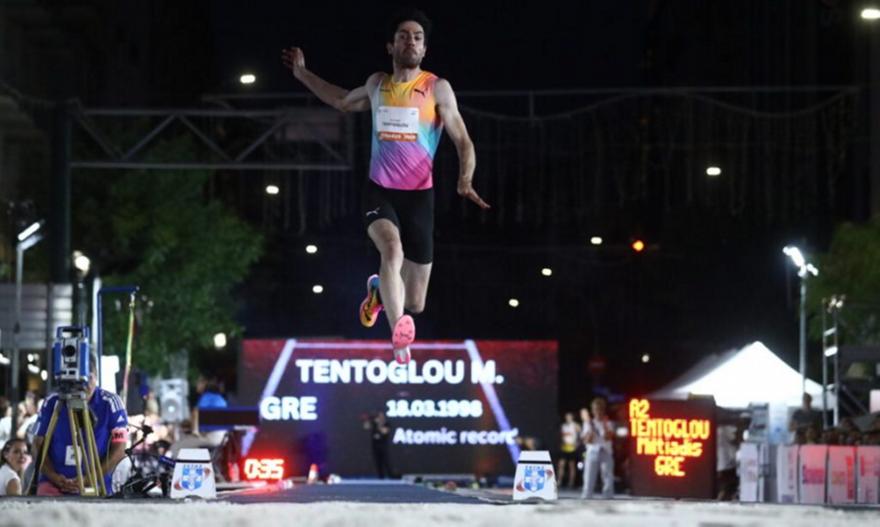 Πρωτιά και στον Πειραιά για Τεντόγλου