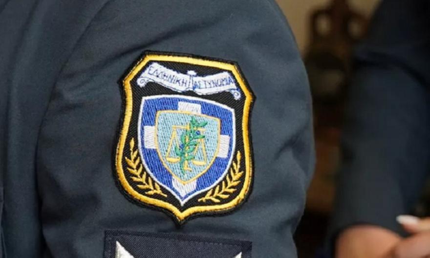 Συνελήφθη αξιωματικός της ΕΛΑΣ μετά από καταγγελία ξυλοδαρμού κρατουμένου σε αστυνομικό τμήμα
