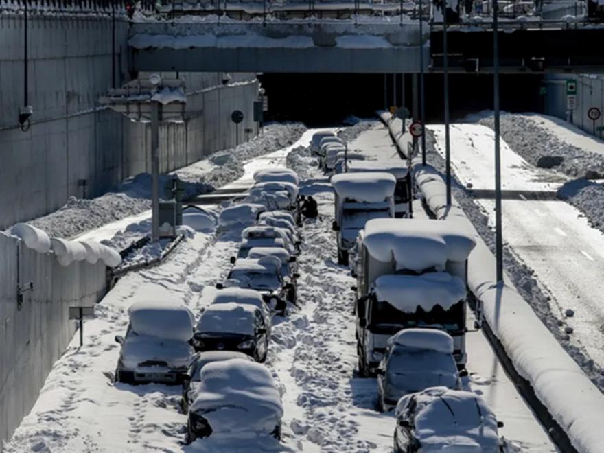 Δέκα μήνες φυλάκιση σε τρία στελέχη της «Αττικες Διαδρομές» για το χάος στην Αττική Οδό το 2022