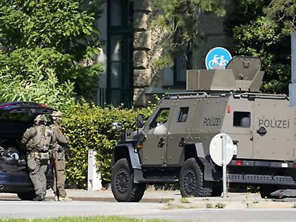 Πυροβολισμοί στη Γερμανία: 5 άνθρωποι έχασαν τη ζωή τους - 2 συλλήψεις - Δείτε βίντεο