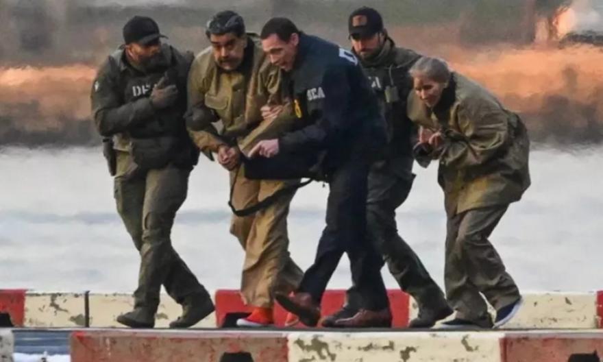 Ο Μαδούρο προσεύχεται για τη Βενεζουέλα μέσα από το κελί του