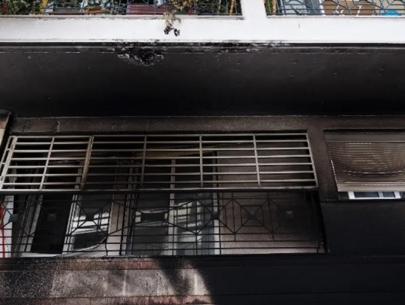Εμπρηστική επίθεση στη Θεσσαλονίκη: Το προφίλ των δραστών - Τι δείχνουν τα βίντεο που αναλύει η αστυνομία