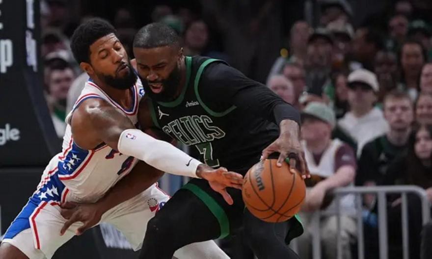 Ανταλλαγή-βόμβα στο NBA: Στους 76ers ο Τζέιλεν Μπράουν, στους Σέλτικς ο Πολ Τζορτζ!