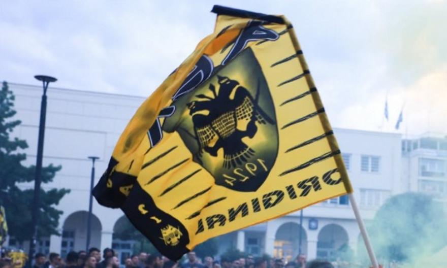 Χαμός σε Τρίκαλα και Καρδίτσα για το τρόπαιο της πρωταθλήτριας ΑΕΚ!