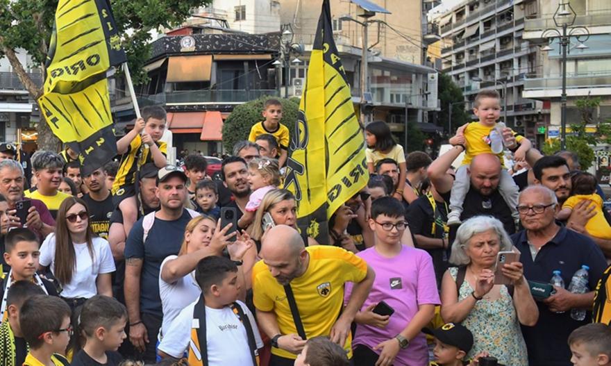 «Κιτρινόμαυρη» τρέλα στη Δράμα: Πλήθος κόσμου αποθέωσε το τρόπαιο της ΑΕΚ!