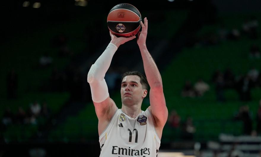 Basketnews: «Καθόλου βέβαιη η παραμονή Χεζόνια στη Ρεάλ, ψάχνεται σοβαρά για ΝΒΑ»